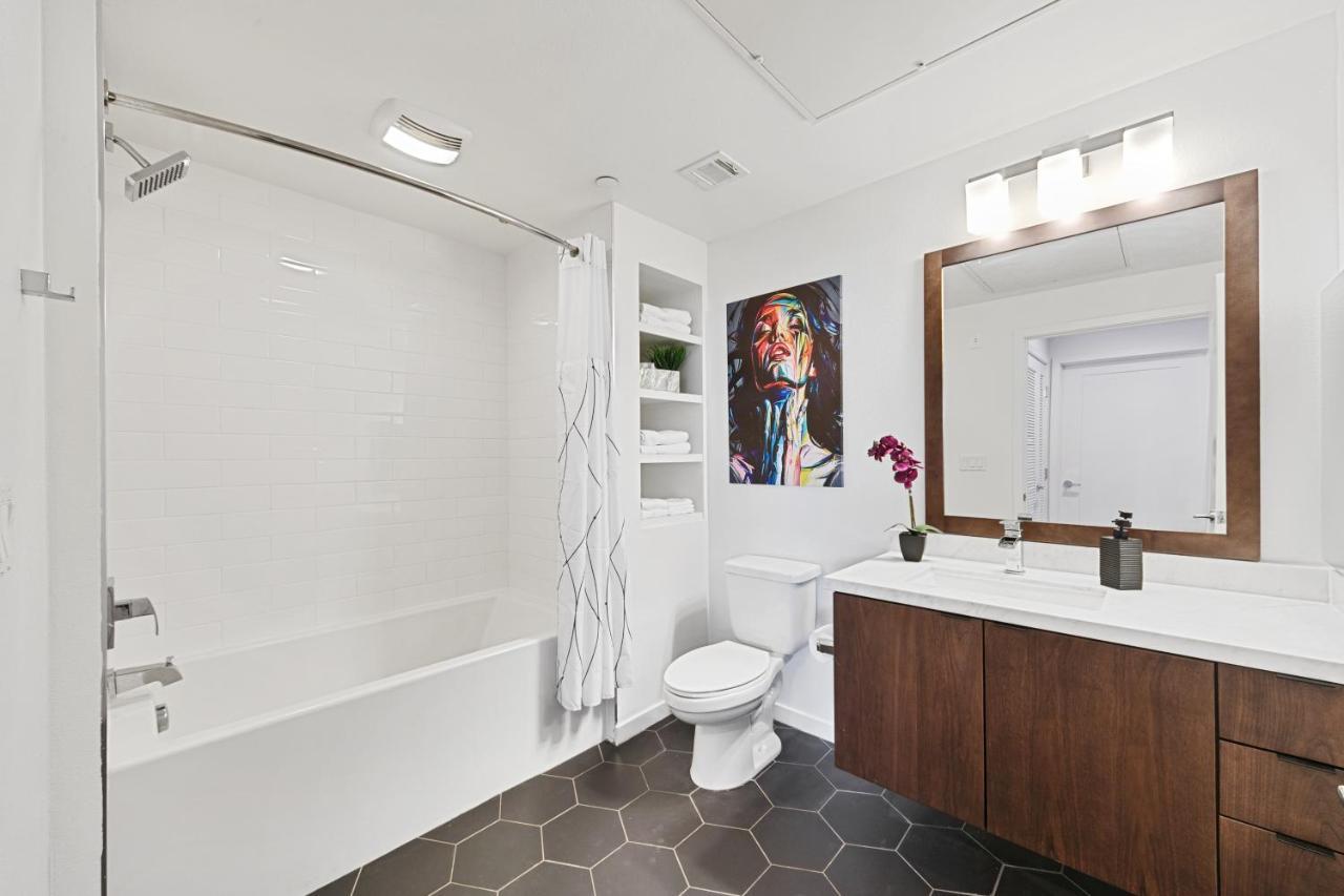 Fairfax District Chic City Oasis 2 Bedroom Apt With Den 136 Λος Άντζελες Εξωτερικό φωτογραφία