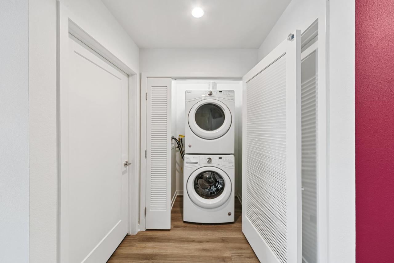 Fairfax District Chic City Oasis 2 Bedroom Apt With Den 136 Λος Άντζελες Εξωτερικό φωτογραφία