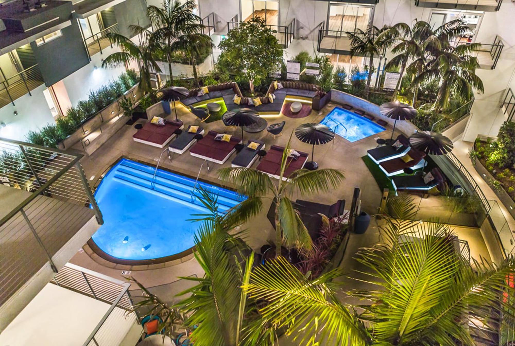 Fairfax District Chic City Oasis 2 Bedroom Apt With Den 136 Λος Άντζελες Εξωτερικό φωτογραφία